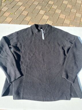 lululemon athletica Charcoal Ribbed Crewneck Sweater